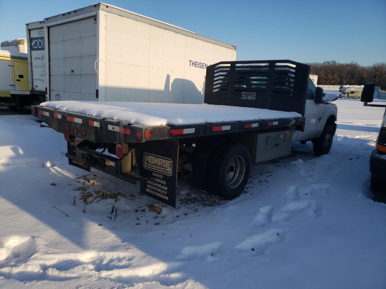 2011 Ford F350 VIN 1FDRF3HT3BEC42529 Copart auction photo, front end damage thumbnail 3