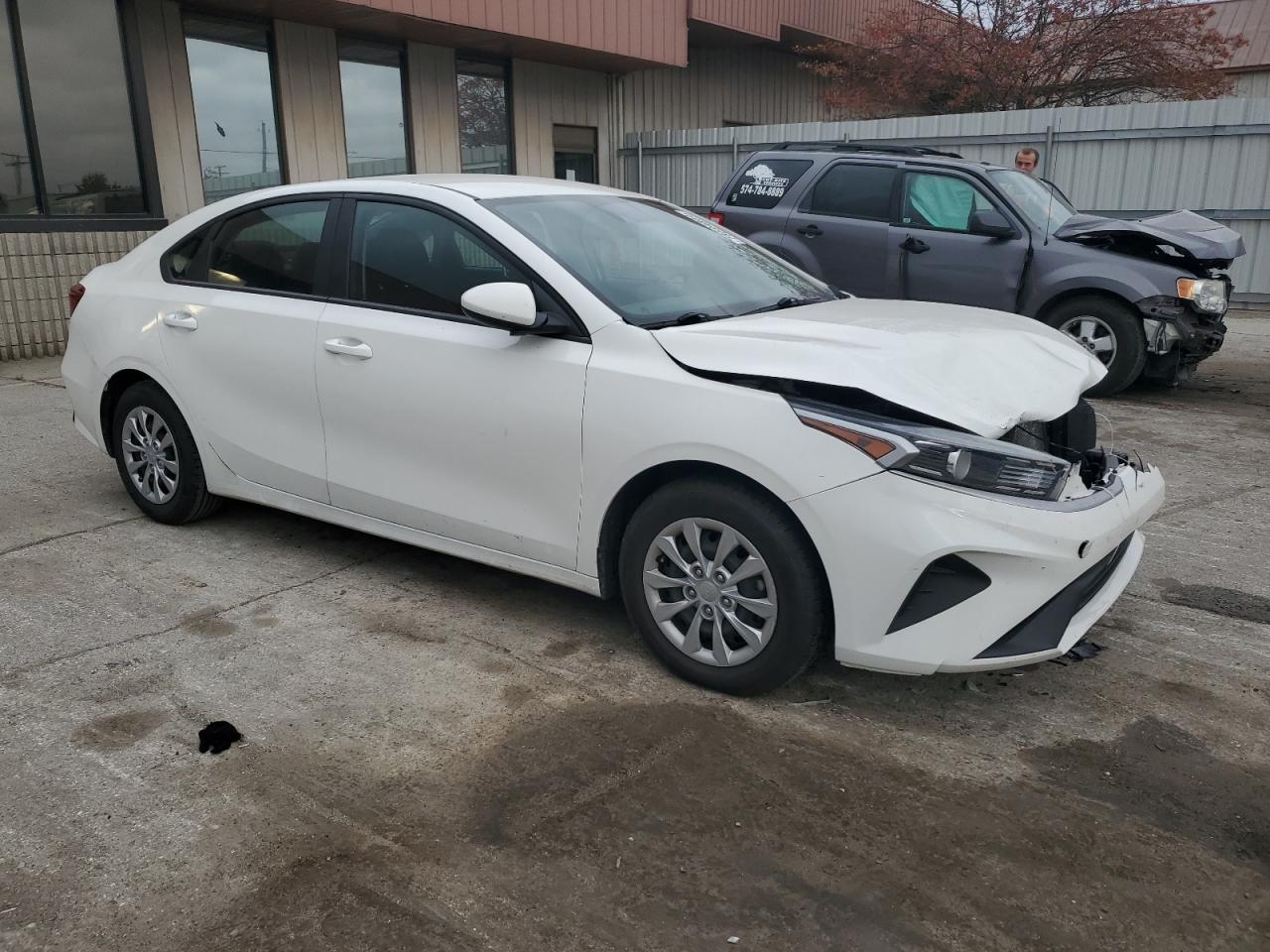 2022 KIA Forte VIN 3KPF24AD2NE447991 Copart auction photo, front end damage thumbnail 4