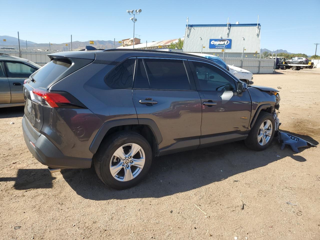 2020 Toyota RAV 4 VIN JTMW1RFV1LJ018259 Copart auction photo, front end / undercarriage damage thumbnail 3