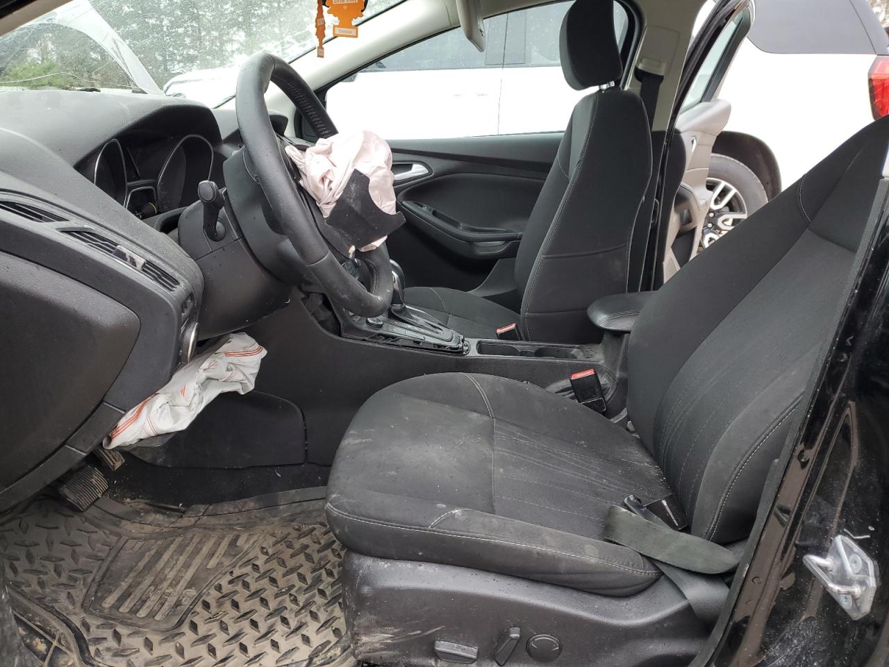 2016 Ford Focus VIN 1FADP3F24GL309508 Copart auction photo, front end / minor dent/scratches damage thumbnail 7