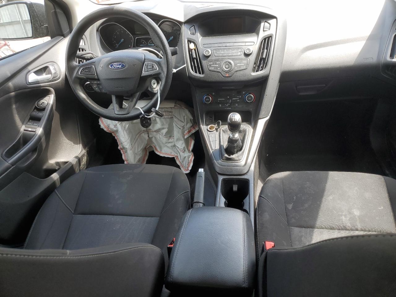 2018 Ford Focus VIN 1FADP3FE7JL309794 Copart auction photo, front end damage thumbnail 8