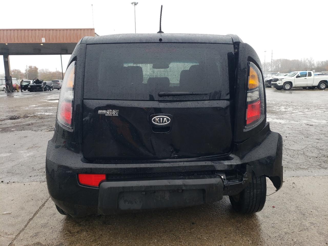2011 KIA Soul VIN KNDJT2A21B7734504 Copart auction photo, rear end / side damage thumbnail 6