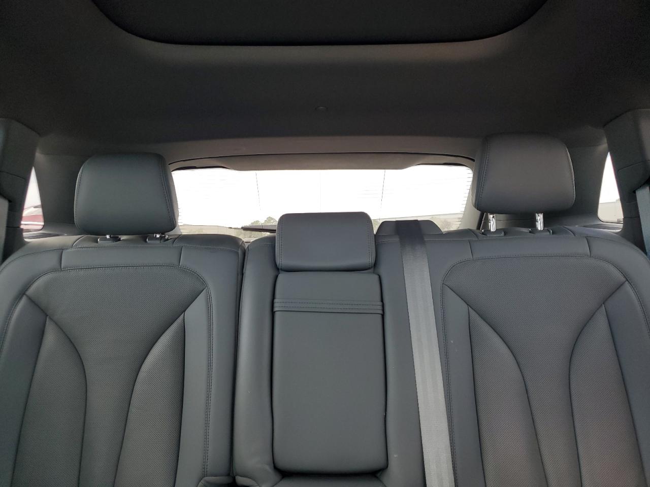 2021 Lincoln Nautilus VIN 2LMPJ6K9XMBL15354 Copart auction photo, front end / side damage thumbnail 10