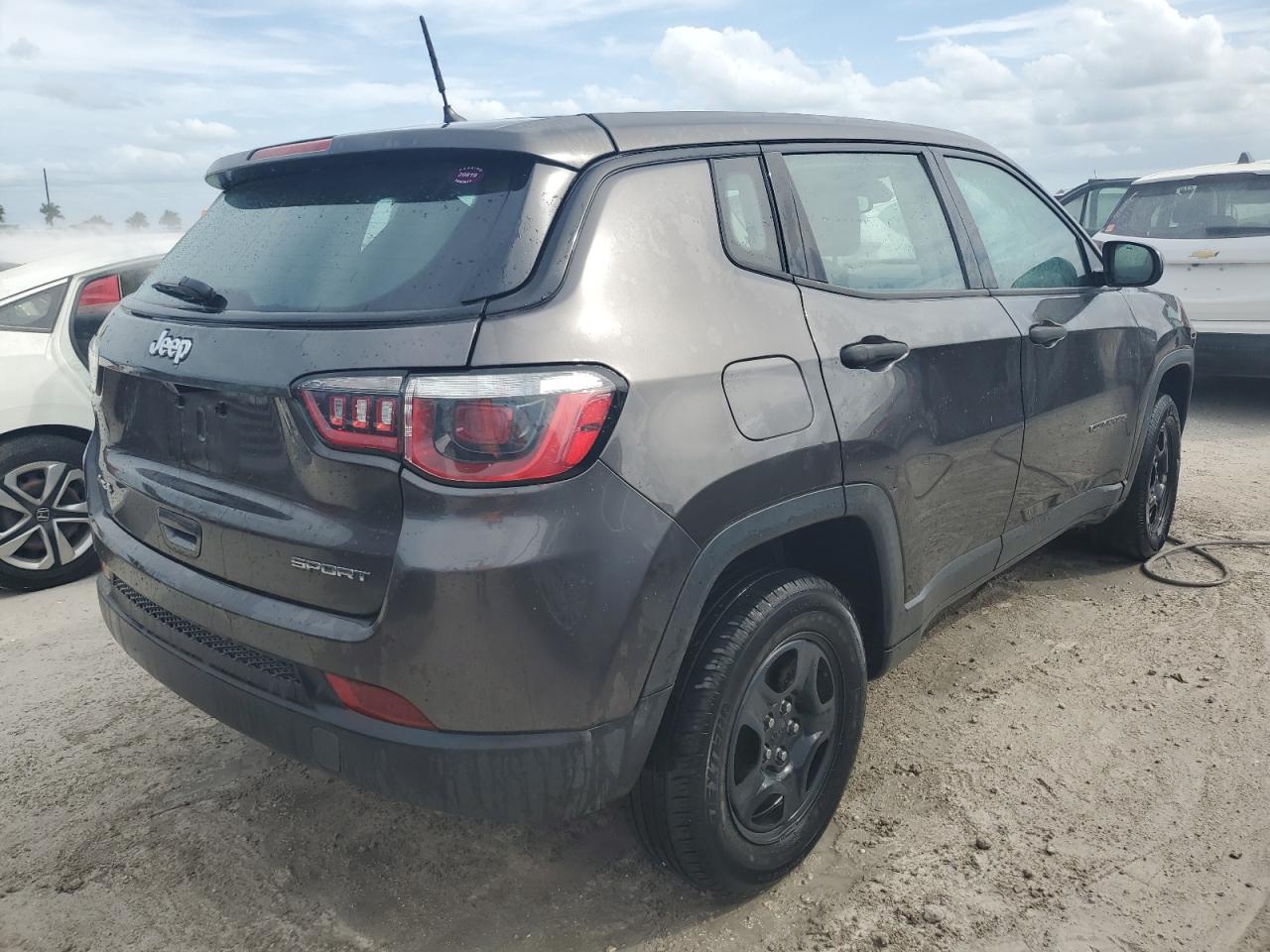 2018 Jeep Compass VIN 3C4NJDAB1JT101515 Copart auction photo, water/flood damage thumbnail 3