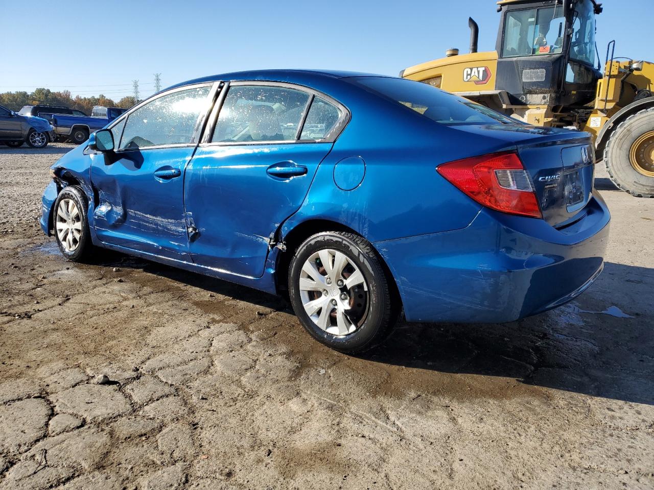 2012 Honda Civic VIN 19XFB2F52CE082277 Copart auction photo, side / front end damage thumbnail 2