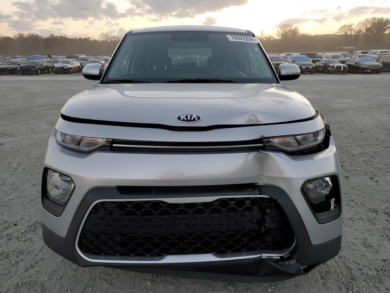 2020 KIA Soul VIN KNDJ23AU3L7103202 Copart auction photo, front end / minor dent/scratches damage thumbnail 5
