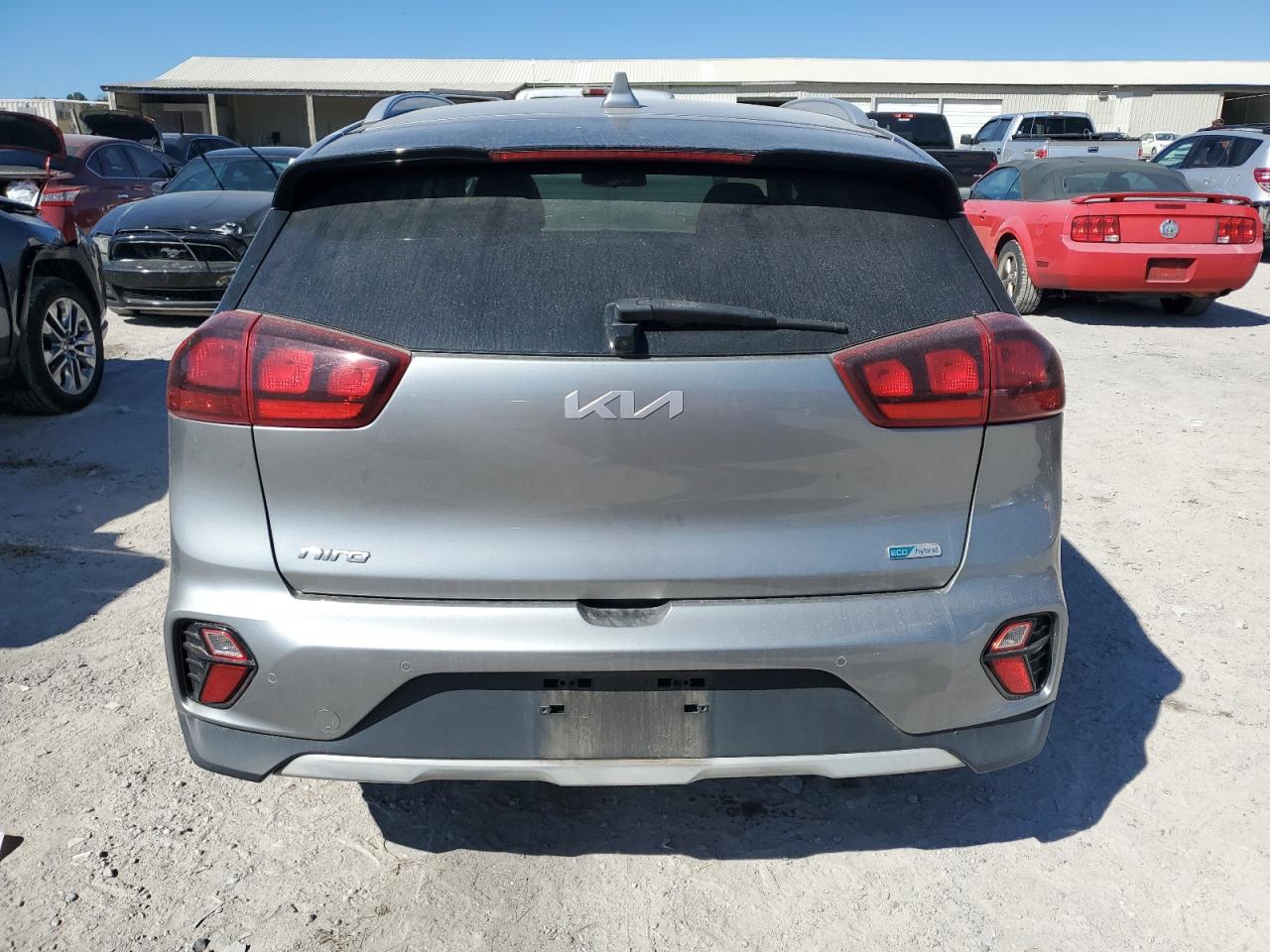2022 KIA Niro VIN KNDCB3LC7N5498674 Copart auction photo, front end damage thumbnail 6