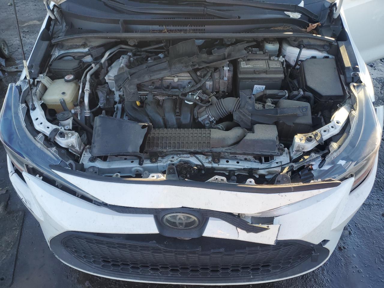 2020 Toyota Corolla VIN JTDEPRAE7LJ021071 Copart auction photo, front end / minor dent/scratches damage thumbnail 11