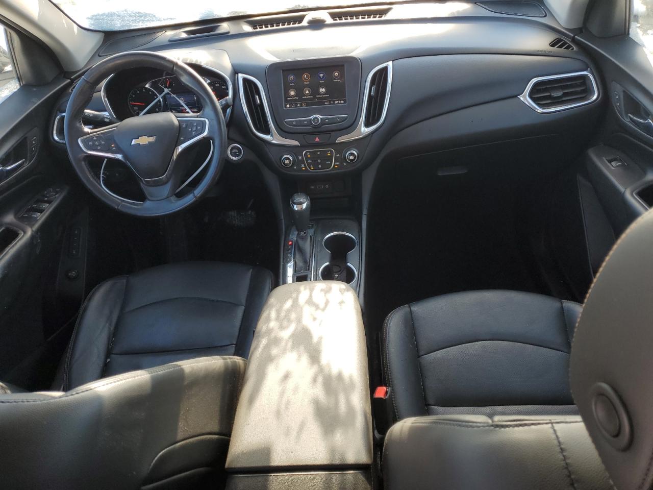 2020 Chevrolet Equinox VIN 2GNAXVEX4L6245843 Copart auction photo, rear end damage thumbnail 8