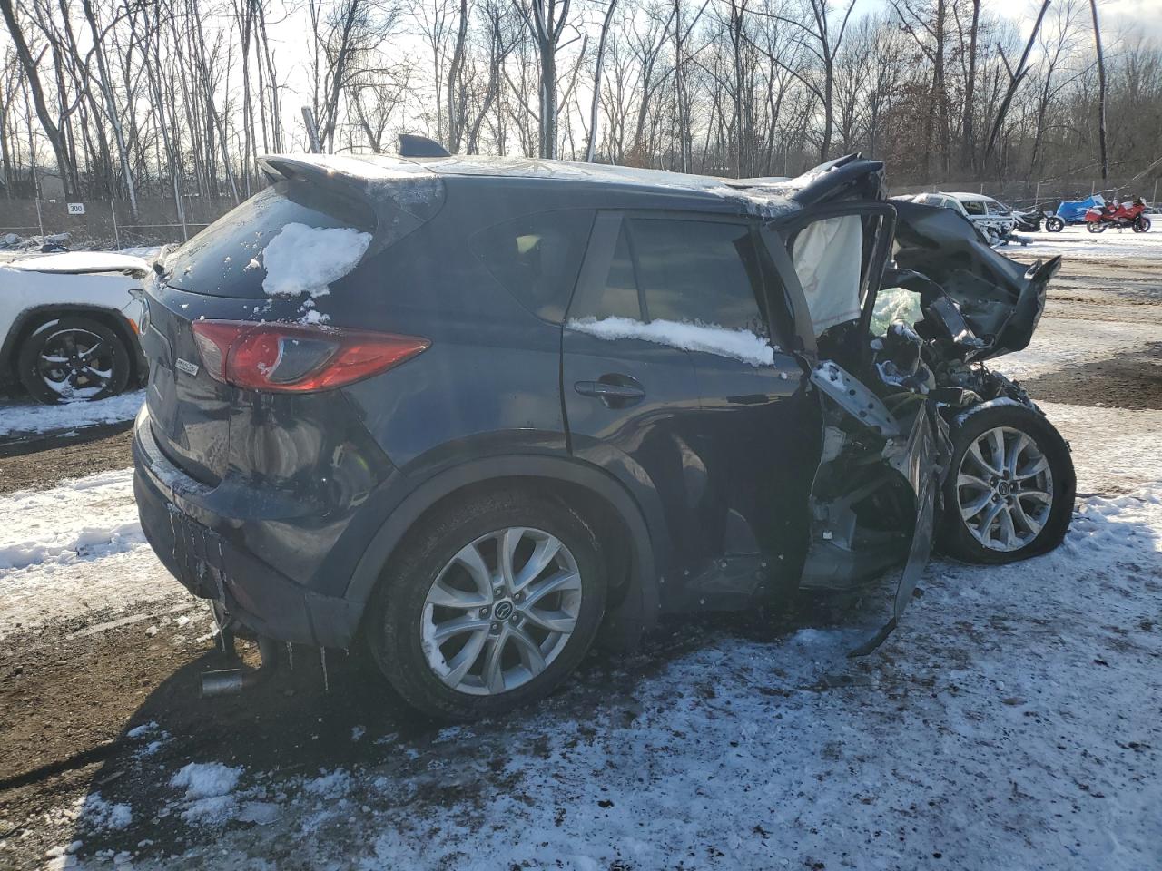 2015 Mazda CX-5 VIN JM3KE4DY7F0549504 Copart auction photo, front end / side damage thumbnail 3