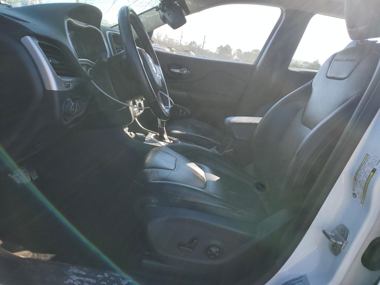 2015 Jeep Cherokee VIN 1C4PJMBSXFW588089 Copart auction photo, front end / rear end damage thumbnail 7