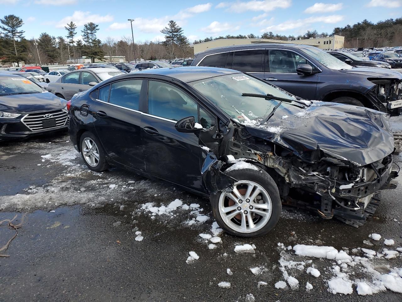 2016 Chevrolet Cruze VIN 1G1BE5SM9G7237295 Copart auction photo, front end / minor dent/scratches damage thumbnail 4