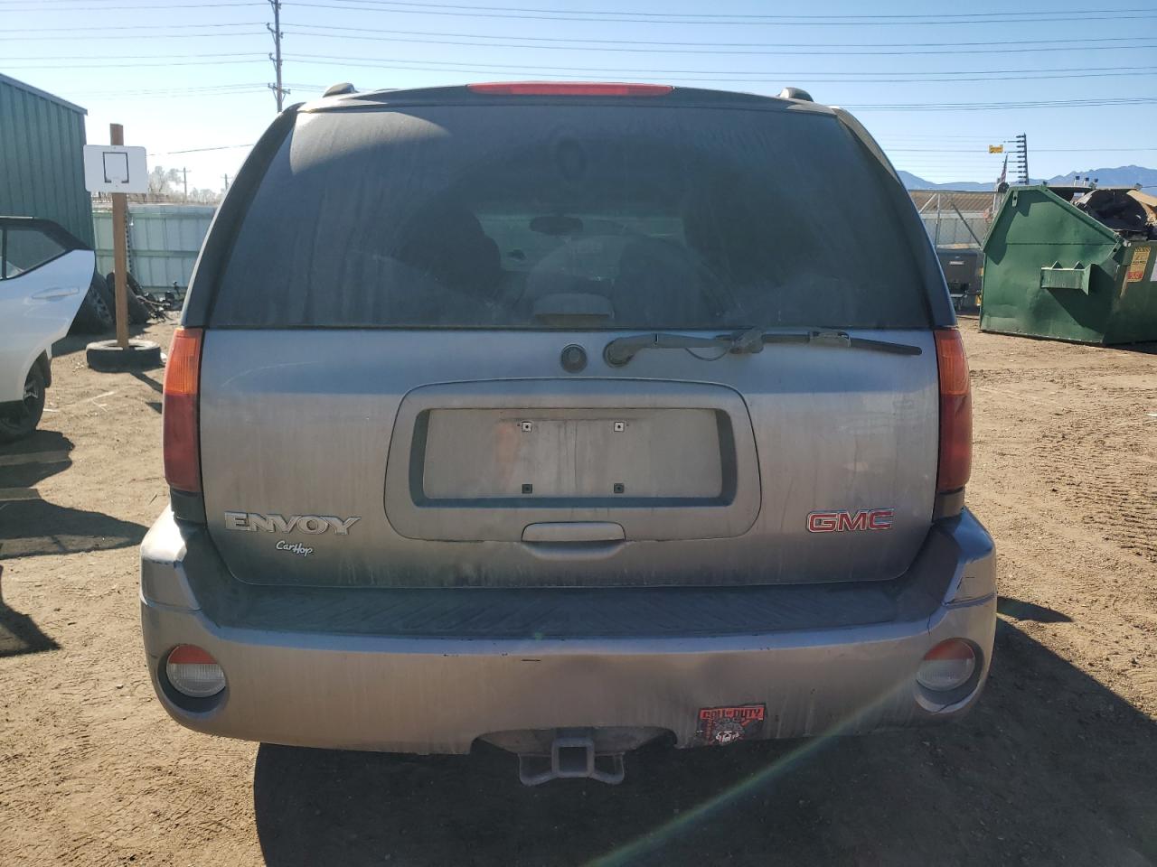 2005 GMC Envoy VIN 1GKDT13S352368586 Copart auction photo, side / rear end damage thumbnail 6
