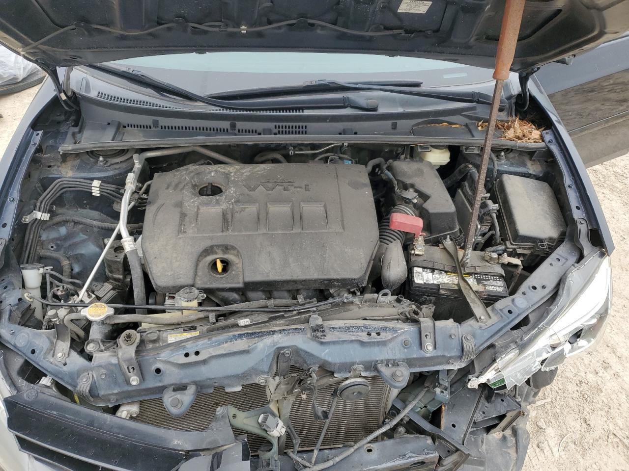 2017 Toyota Corolla VIN 5YFBURHE6HP628468 Copart auction photo, front end / minor dent/scratches damage thumbnail 11