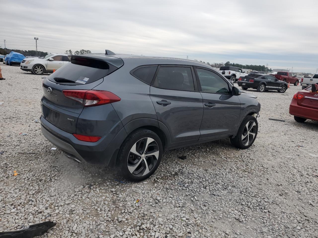 2018 Hyundai Tucson VIN KM8J33AL2JU707497 Copart auction photo, front end damage thumbnail 3
