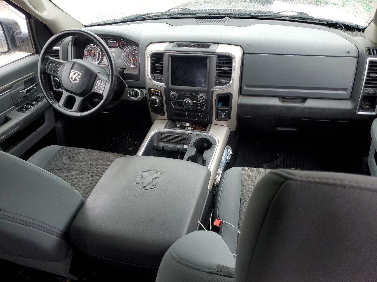 2019 RAM 1500 VIN 1C6RR6GGXKS702134 Copart auction photo, front end / minor dent/scratches damage thumbnail 8