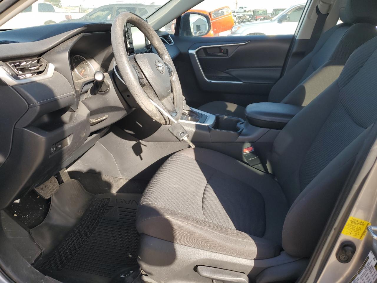 2022 Toyota RAV 4 VIN 2T3F1RFV0NC285138 Copart auction photo, front end damage thumbnail 7