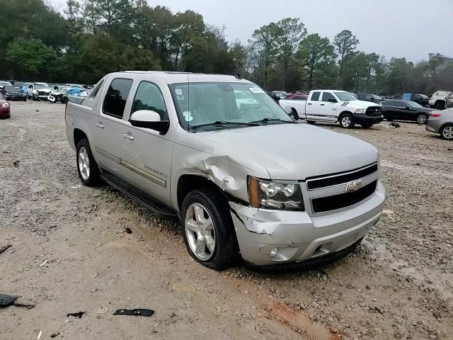 2009 Chevrolet Avalanche VIN 3GNEC22J09G269162 Copart auction photo, front end / side damage thumbnail 10