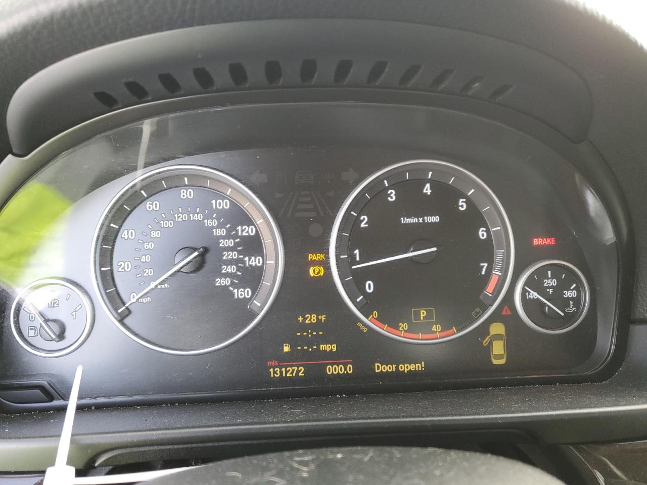2011 BMW 5er VIN WBAFU9C5XBC278428 Copart auction photo, front end damage thumbnail 9