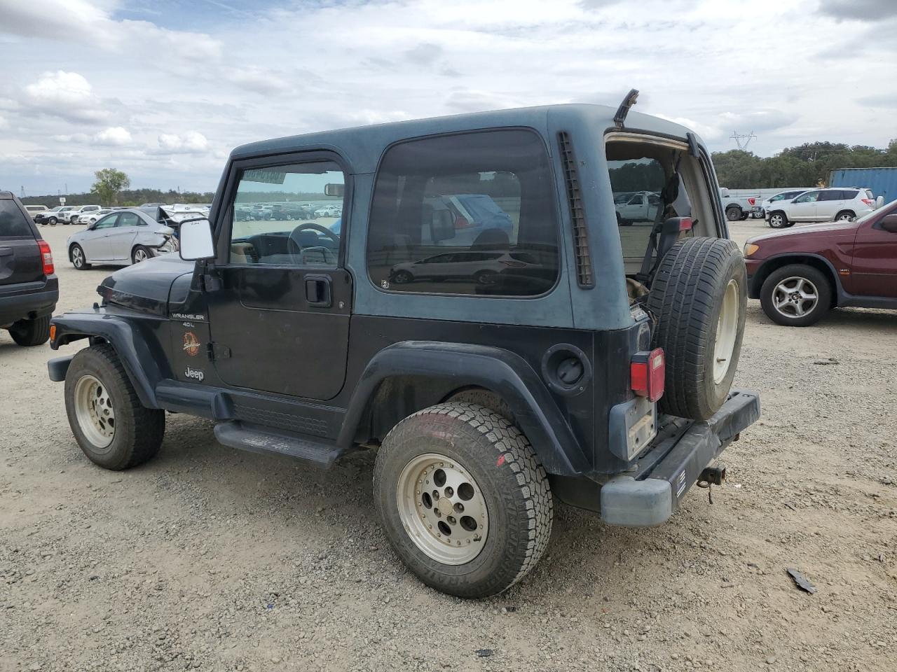 1998 Jeep Wrangler VIN 1J4FY49S6WP740550 Copart auction photo, front end damage thumbnail 2