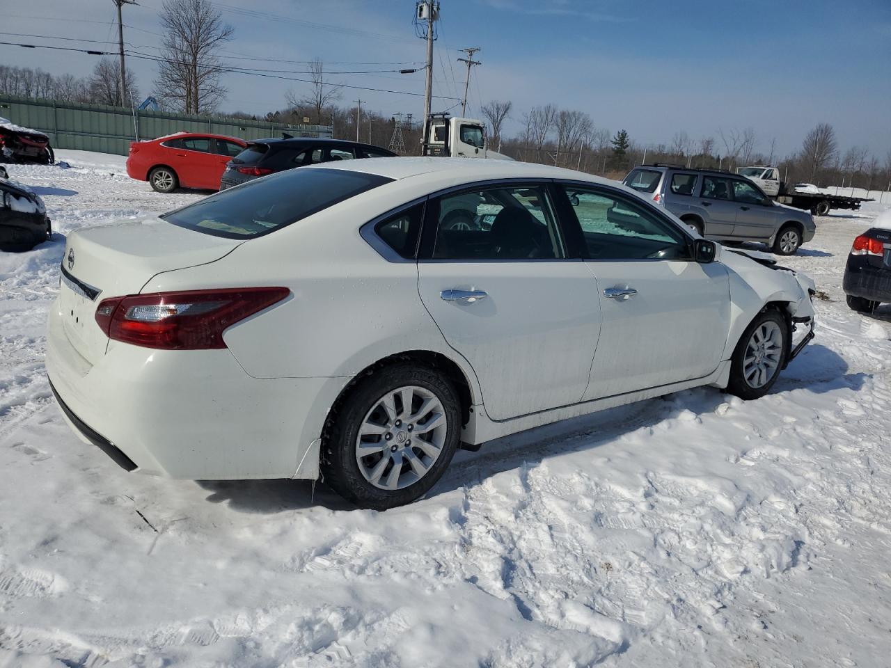 2018 Nissan Altima VIN 1N4AL3AP2JC472134 Copart auction photo, front end damage thumbnail 3