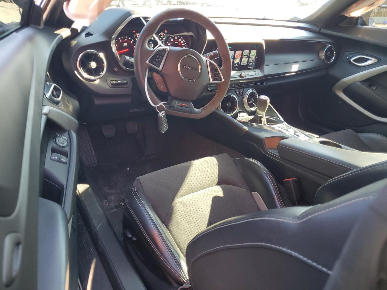 2018 Chevrolet Camaro VIN 1G1FE1R75J0162041 Copart auction photo, front end / side damage thumbnail 8