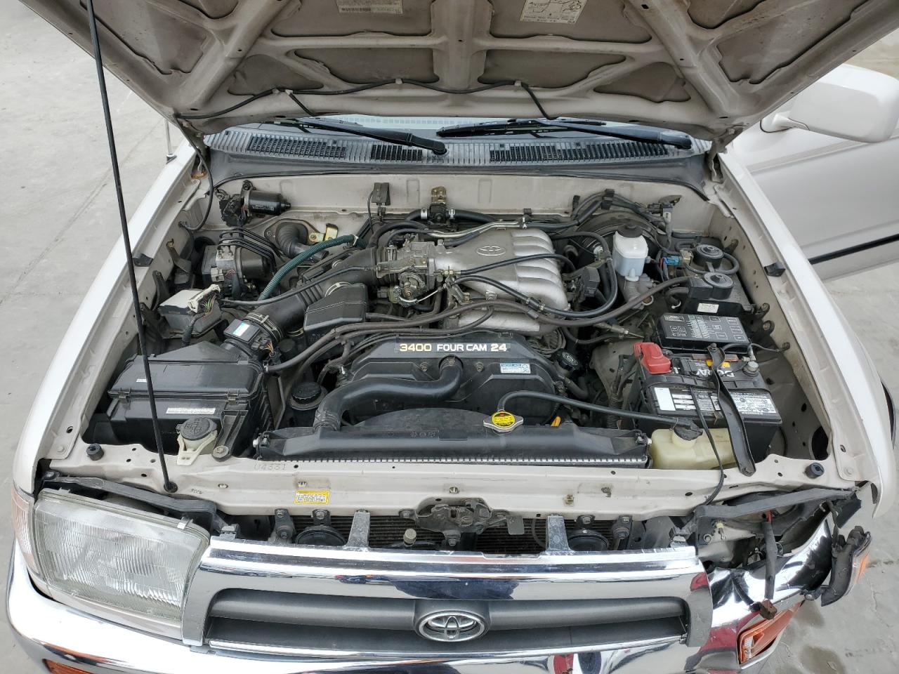 1997 Toyota 4Runner VIN JT3GN86R1V0048624 Copart auction photo, front end damage thumbnail 11