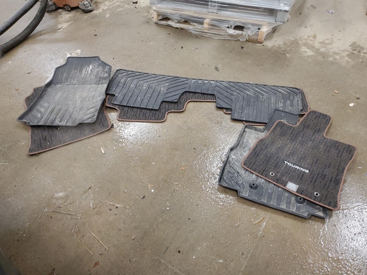 2020 Subaru Ascent VIN 4S4WMARDXL3452501 Copart auction photo, all over damage thumbnail 13