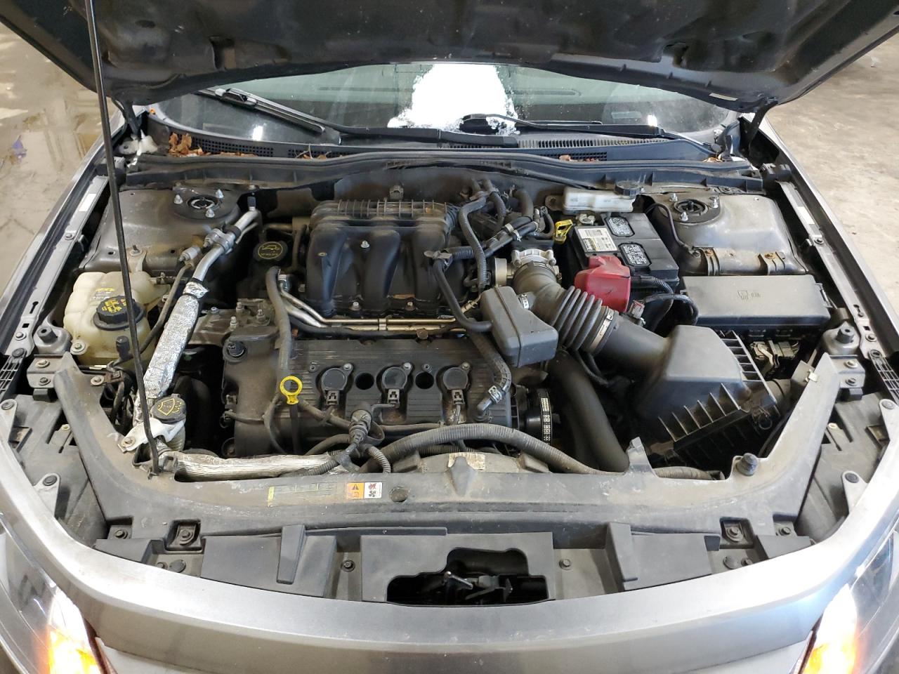 2011 Ford Fusion VIN 3FAHP0CG8BR242129 Copart auction photo, front end damage thumbnail 11