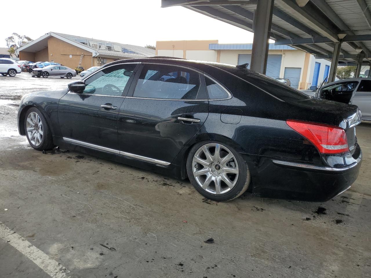 2012 Hyundai Equus VIN KMHGH4JH4CU056843 Copart auction photo, vandalism damage thumbnail 2