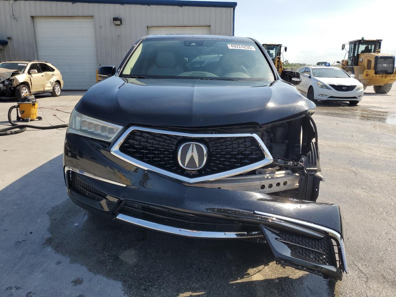 2017 Acura MDX VIN 5FRYD3H56HB013923 Copart auction photo, front end / minor dent/scratches damage thumbnail 5