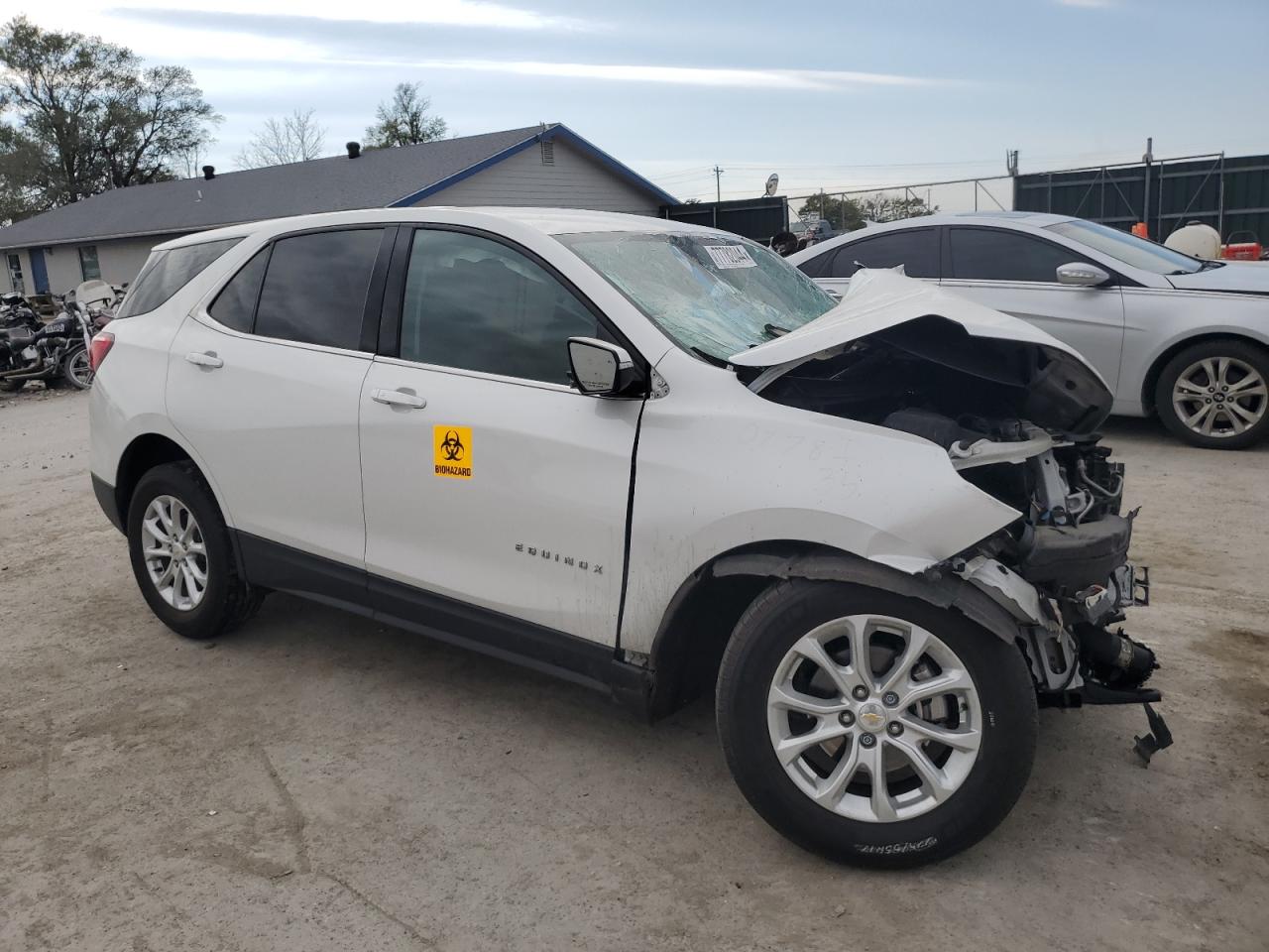 2018 Chevrolet Equinox VIN 2GNAXJEV0J6171406 Copart auction photo, front end / side damage thumbnail 4