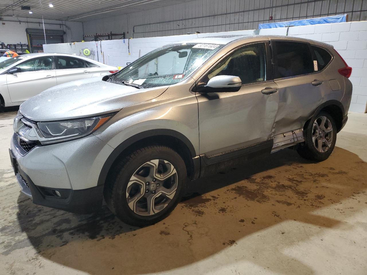 2018 Honda CR-V VIN 7FARW2H53JE027315