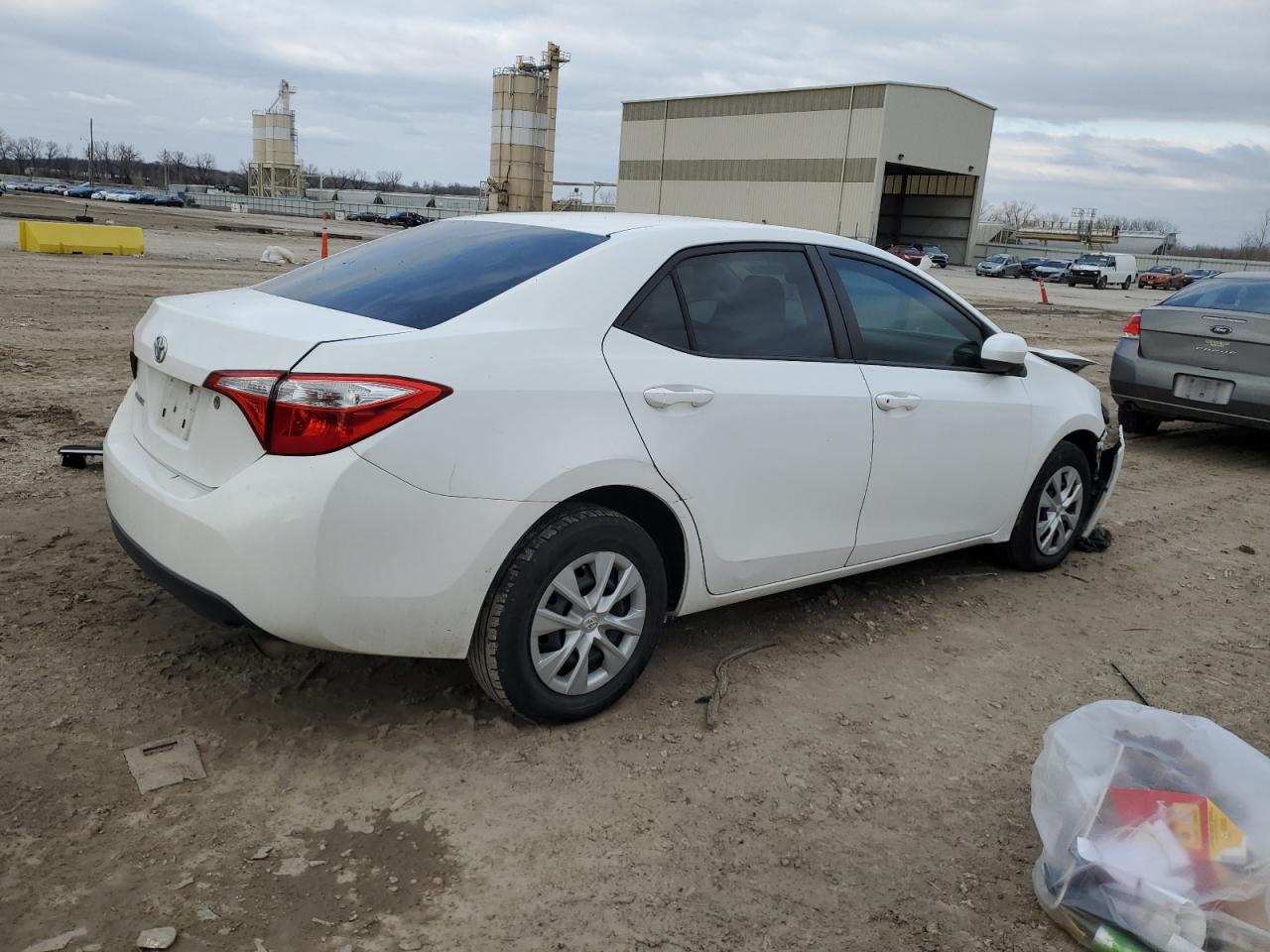 2015 Toyota Corolla VIN 2T1BURHEXFC237594 Copart auction photo, all over / vandalism damage thumbnail 3