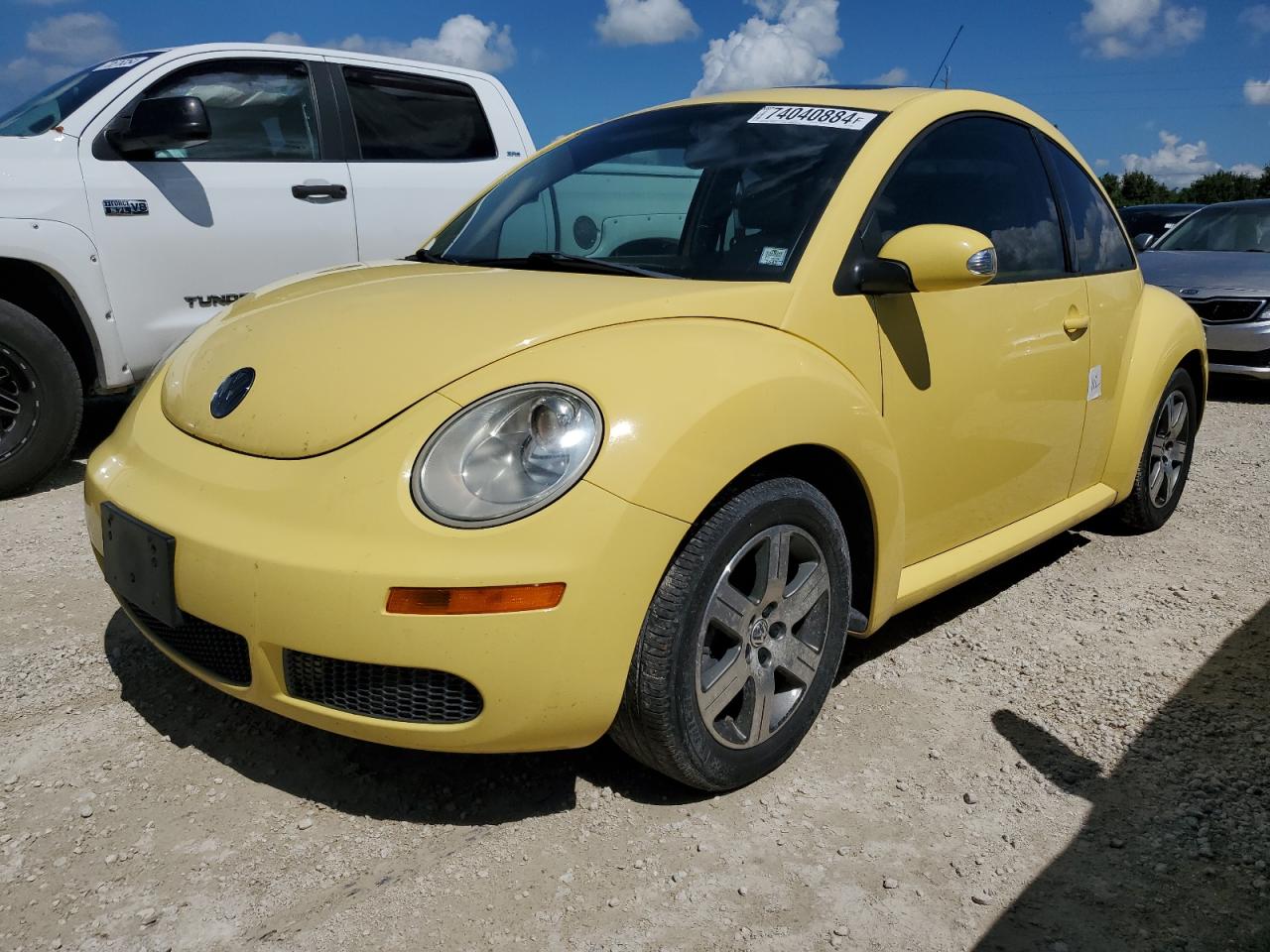2006 Volkswagen Beetle VIN 3VWRR31C86M411804