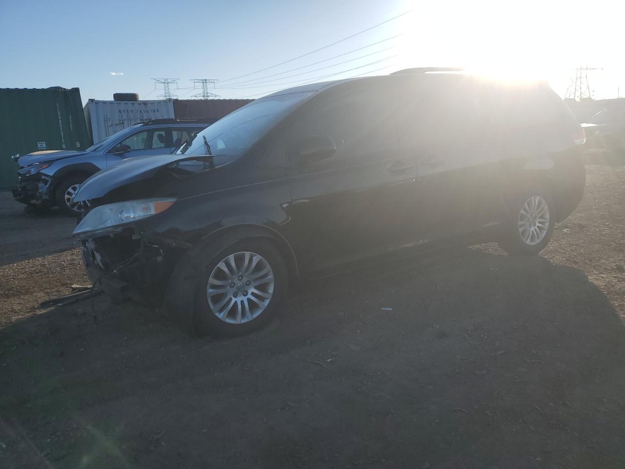 2012 Toyota Sienna VIN 5TDYK3DC2CS227761