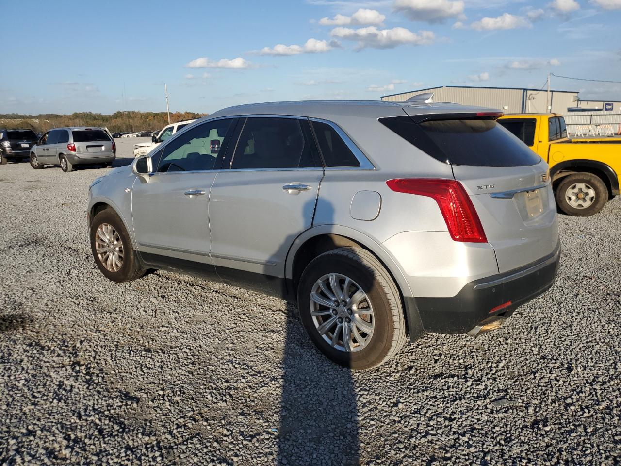 2019 Cadillac XT5 VIN 1GYKNARS0KZ177533 Copart auction photo, front end / minor dent/scratches damage thumbnail 2