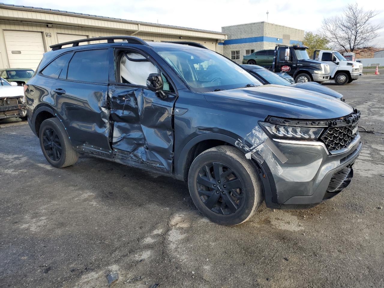 2022 KIA Sorento VIN 5XYRLDLC6NG160185 Copart auction photo, side / all over damage thumbnail 4