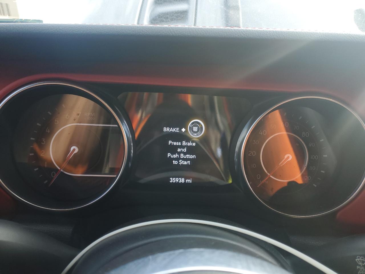 2019 Jeep Wrangler VIN 1C4HJXFG7KW604349 Copart auction photo, vandalism / minor dent/scratches damage thumbnail 9