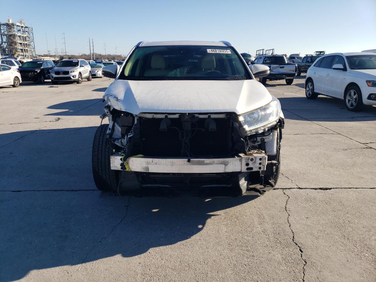 2018 Toyota Highlander VIN 5TDYZRFH6JS241019 Copart auction photo, front end damage thumbnail 5