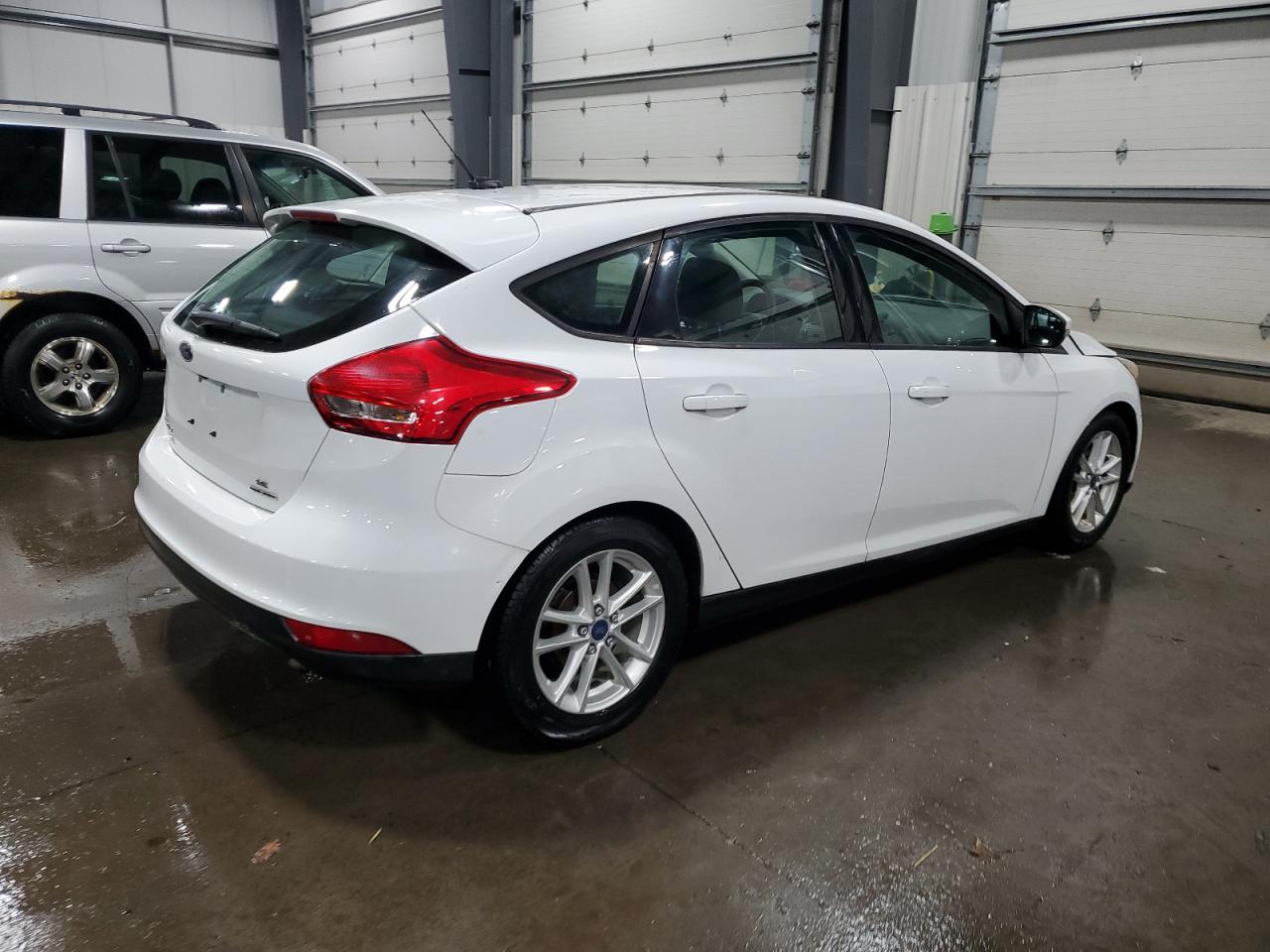 2016 Ford Focus VIN 1FADP3K25GL270126 Copart auction photo, front end / hail damage thumbnail 3