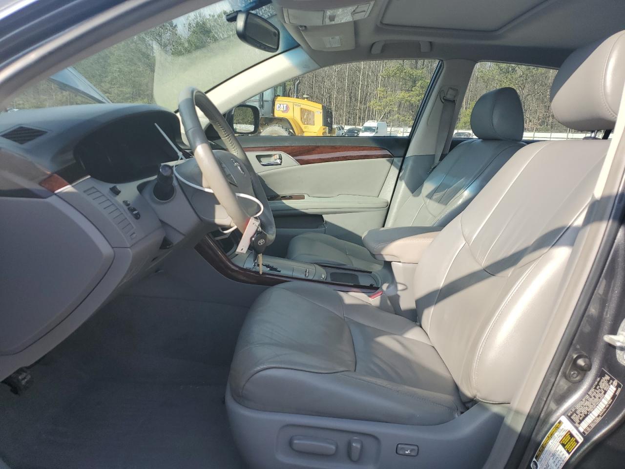 2008 Toyota Avalon VIN 4T1BK36B18U303950 Copart auction photo, rear end / minor dent/scratches damage thumbnail 7