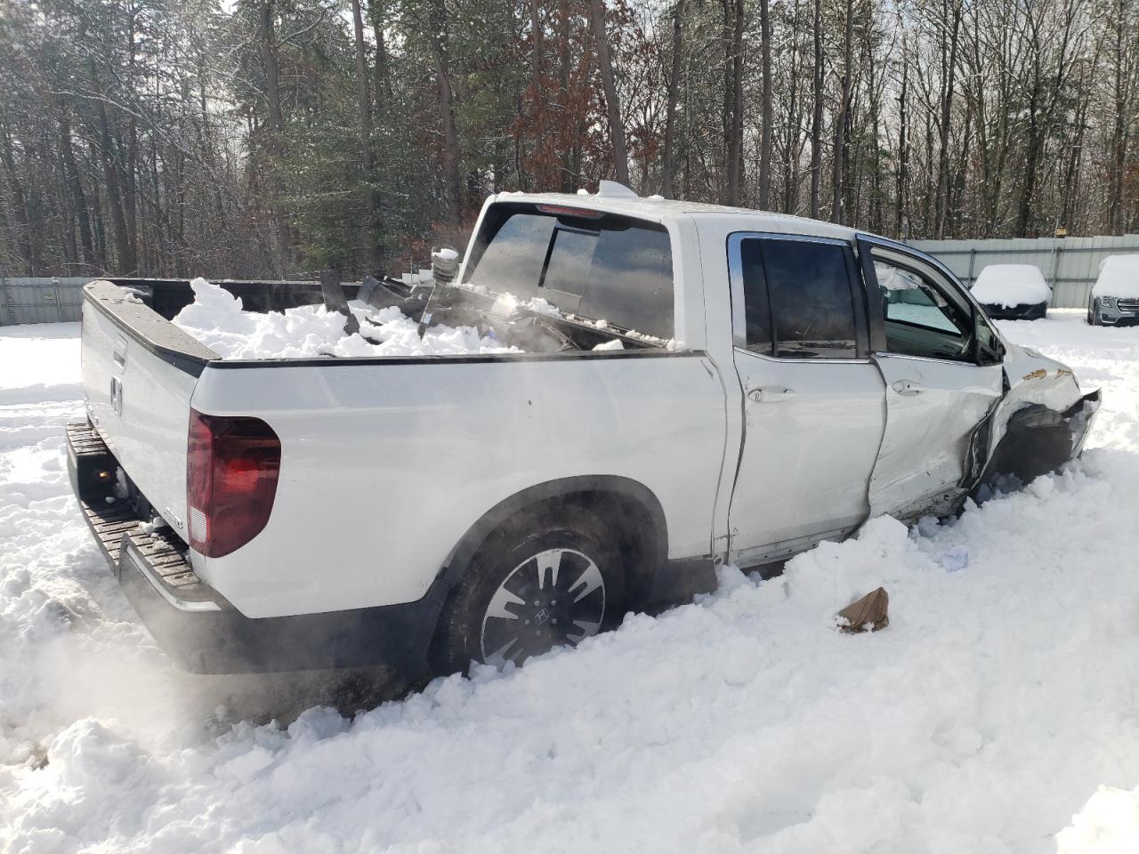 2020 Honda Ridgeline VIN 5FPYK3F5XLB028449 Copart auction photo, front end / side damage thumbnail 3