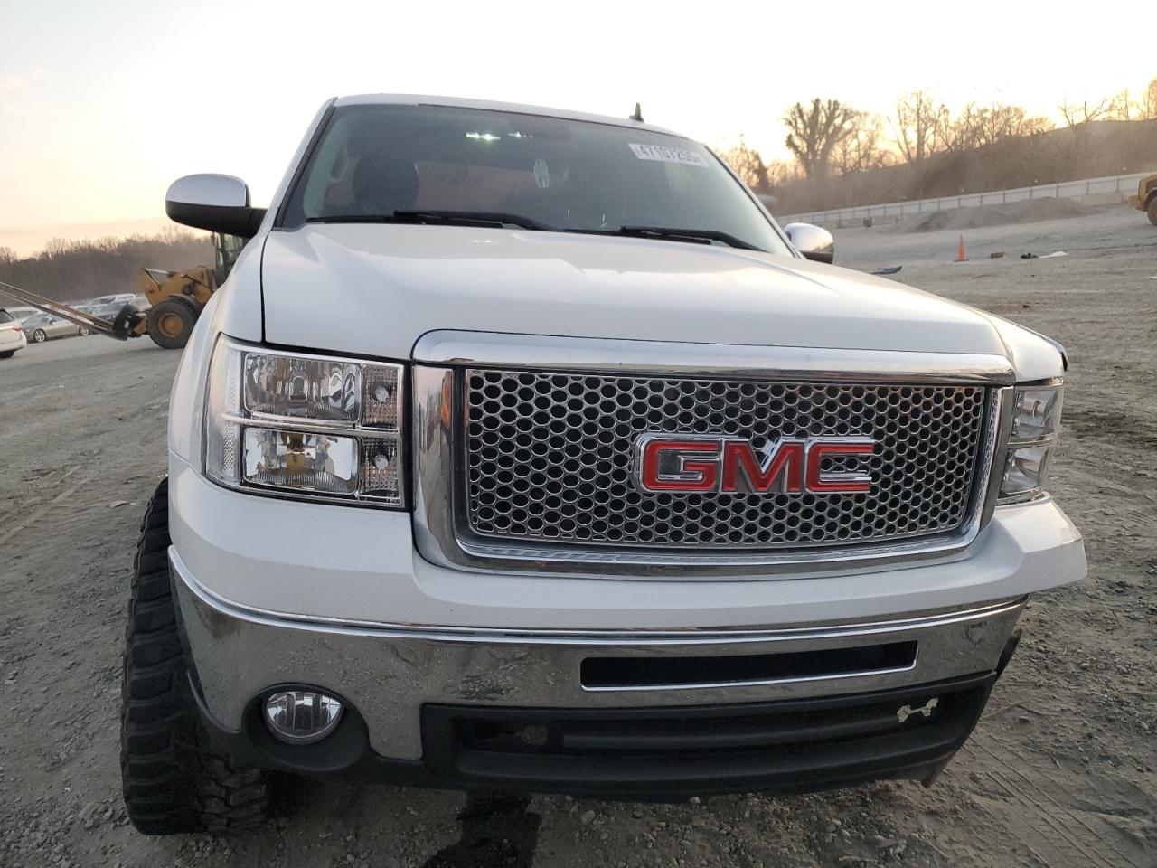 2011 GMC Sierra VIN 3GTP1VE08BG360861 Copart auction photo, front end damage thumbnail 5