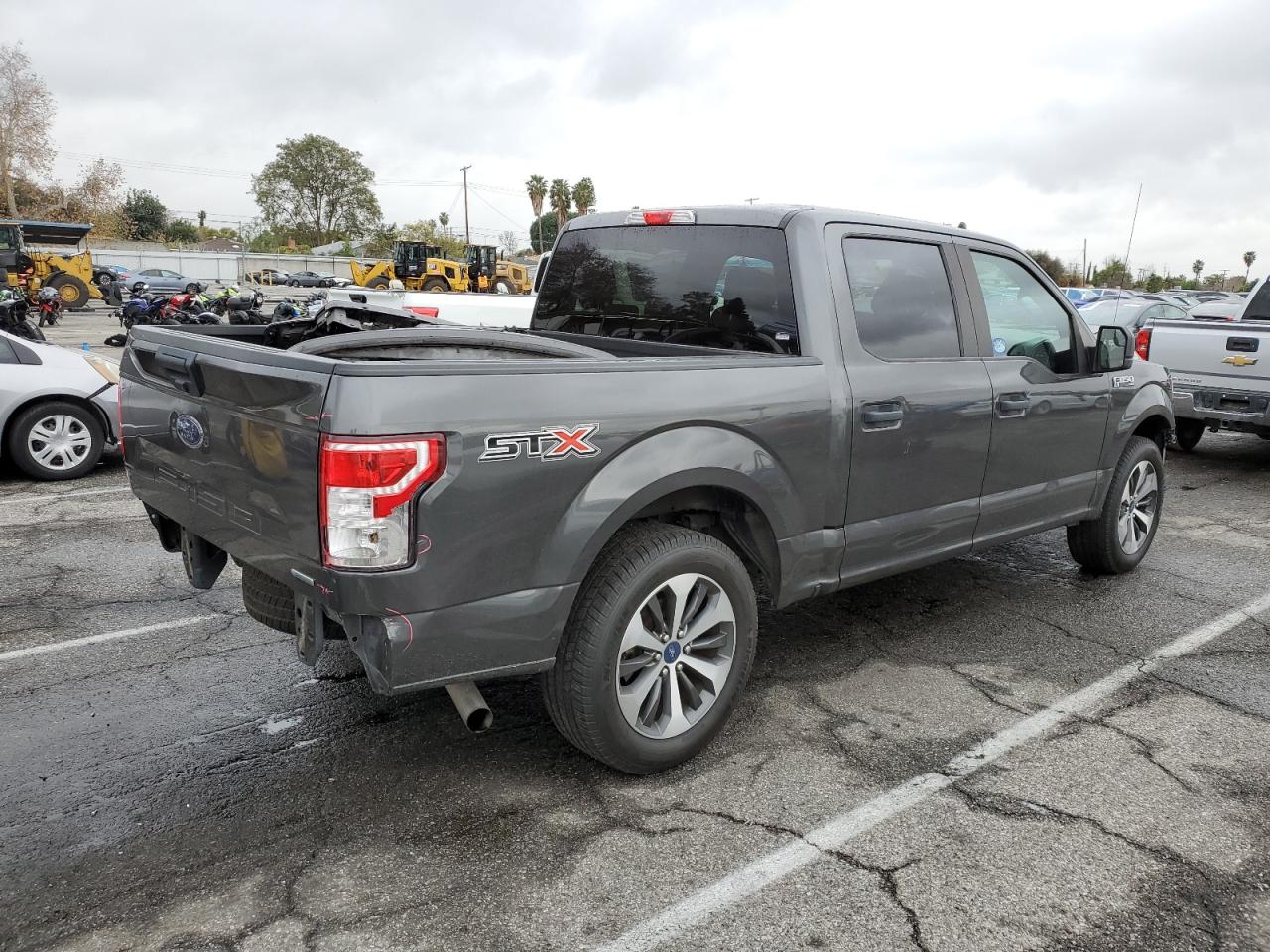 2020 Ford F-150 VIN 1FTEW1CP3LKE39043 Copart auction photo, front end / rear end damage thumbnail 3