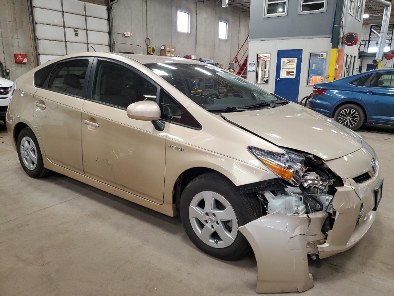 2010 Toyota Prius VIN JTDKN3DU5A0111296 Copart auction photo, front end / side damage thumbnail 4