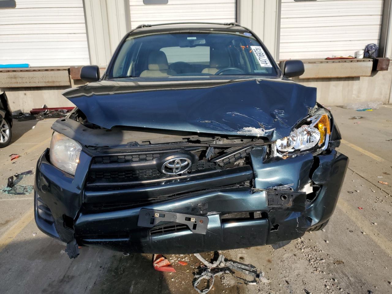 2011 Toyota RAV 4 VIN 2T3KF4DV4BW078543 Copart auction photo, front end damage thumbnail 5