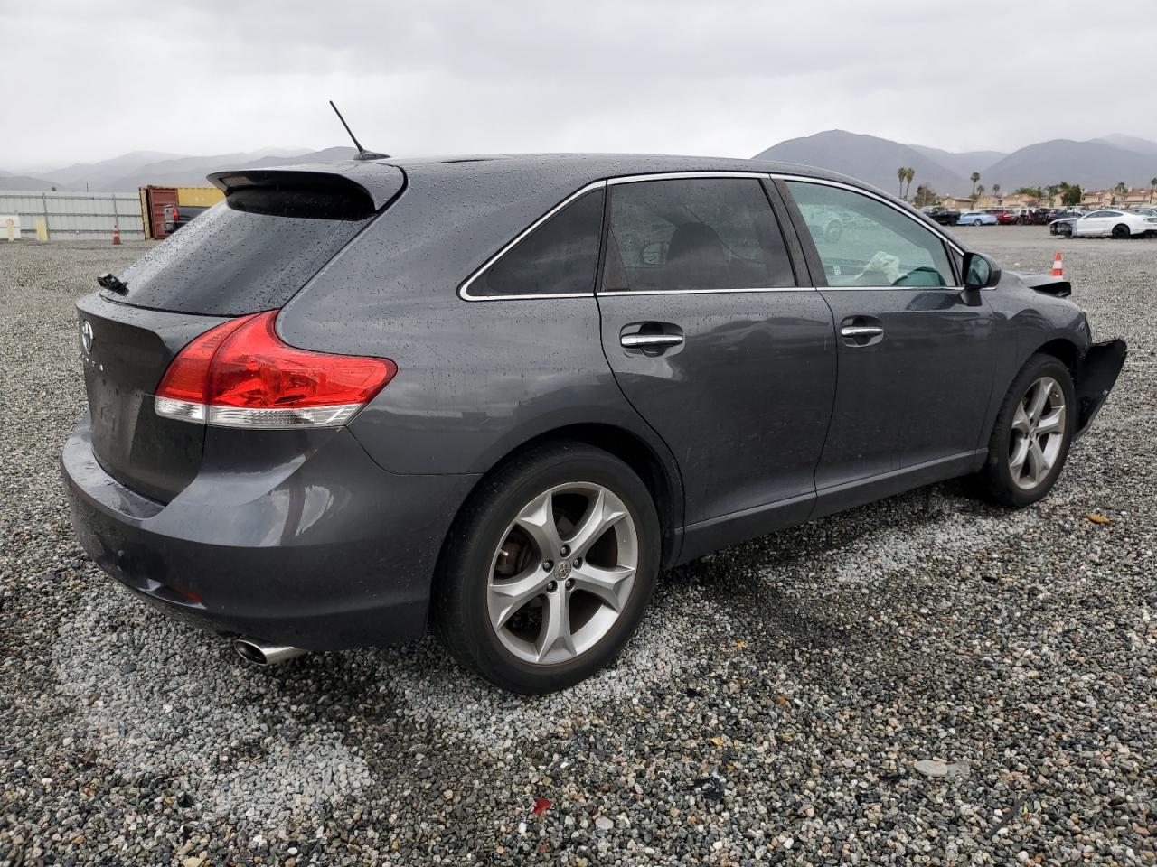 2011 Toyota Venza VIN 4T3ZK3BB4BU043627 Copart auction photo, front end damage thumbnail 3