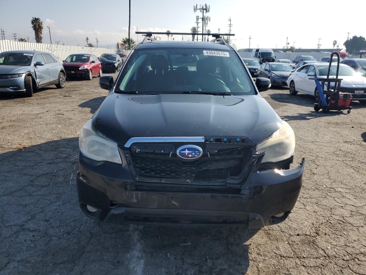 2015 Subaru Forester VIN JF2SJAUC2FH428986 Copart auction photo, front end / minor dent/scratches damage thumbnail 5