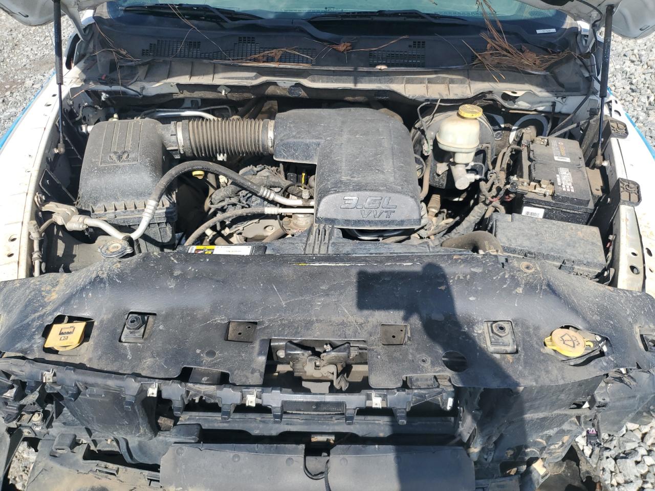 2017 RAM 1500 VIN 1C6RR6FG5HS696026 Copart auction photo, front end / side damage thumbnail 13
